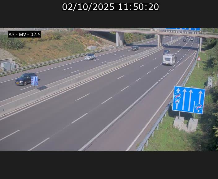 Webcam autoroute A3 au Luxembourg à proximité de la Croix de Gasperich. Vue orientée vers Luxembourg