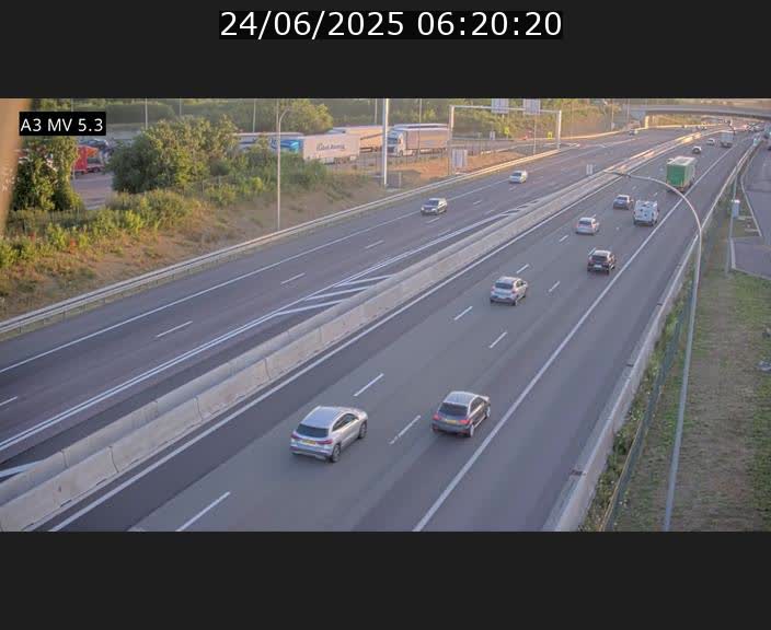 Webcam à l'Aire de Berchem au Luxembourg sur l'A3. Vue orientée vers la France