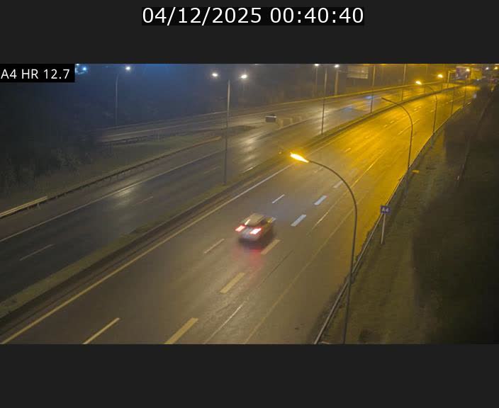 Traffic live webcam Luxembourg Esch sur Alzette - A4 - BK 12.7 - direction Esch-Belval