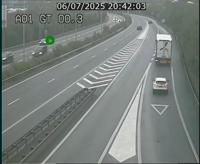 Traffic live webcam Luxembourg Croix de Gasperich - A1 direction Kirchberg - BK 0.3
