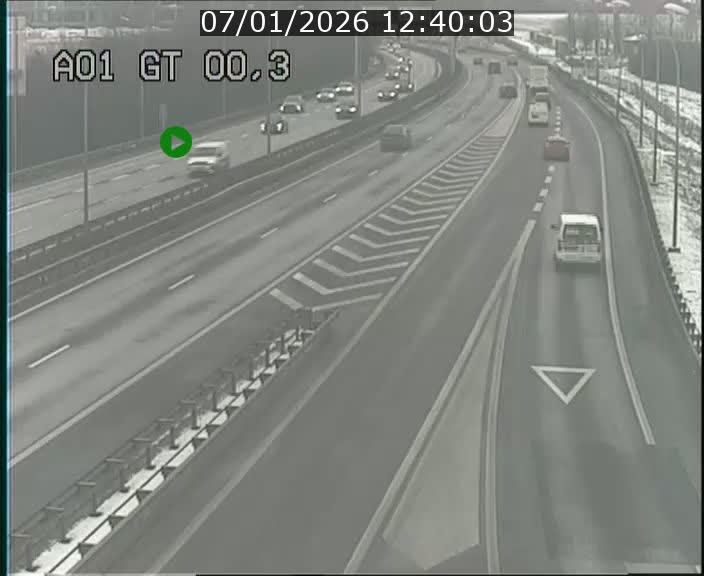 Traffic live webcam Luxembourg Croix de Gasperich - A1 direction Kirchberg - BK 0.3