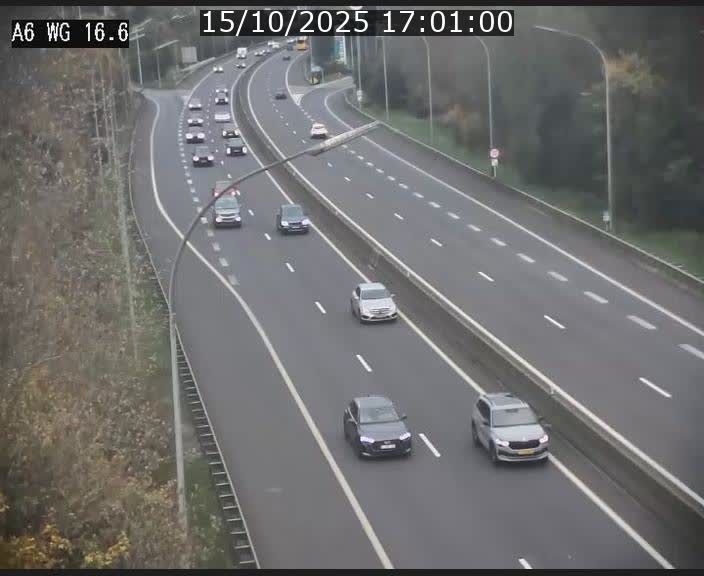 Traffic live webcam Luxembourg Aire de Capellen - A6 - BK 16.6 - direction Luxembourg/France/Allemagne