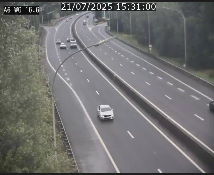 Traffic live webcam Luxembourg Aire de Capellen - A6 - BK 16.6 - direction Luxembourg/France/Allemagne