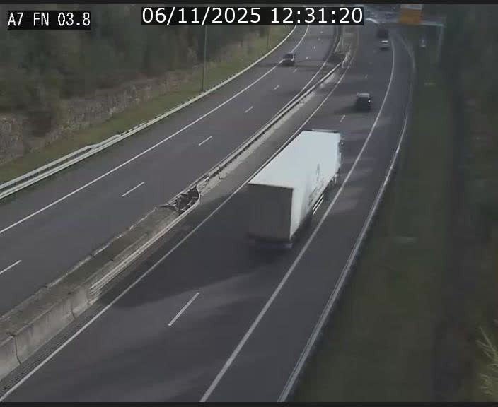 Caméra autoroute Luxembourg A7 - Passage à gibier Rëngelbour - direction Tunnel Stafelter