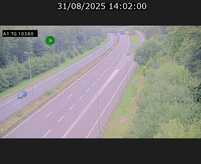 Traffic live webcam Luxembourg Senningerberg - A1 direction Luxembourg Kirchberg - BK 10.3