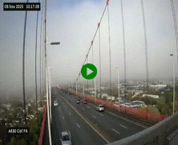 Webcam autoroute sur le périphérique de Bordeaux (A630) au nord de la ville. Caméra située sur le Pont d'Aquitaine.