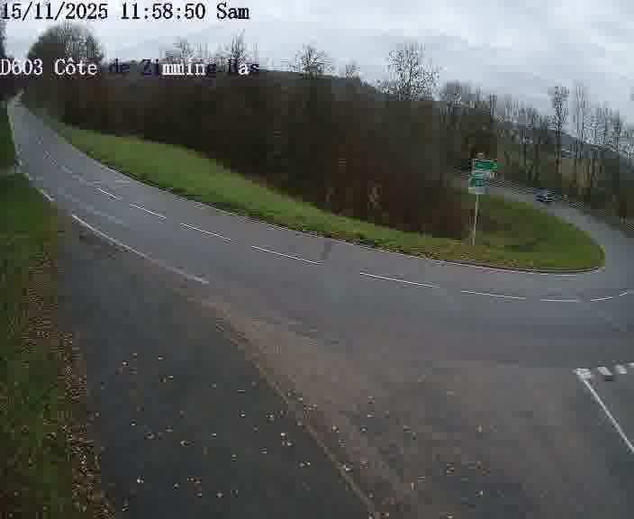 Webcam sur la D603 située dans la Côté de Zimming-bas, dans le virage en demi-tour, à la jonction avec la D74