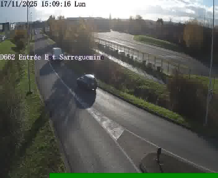 Point de vue trafic déployé sur D662 (France) à Sarreguemines, regardant vers Sarreguemines, aidant conducteurs et services à anticiper les flux.