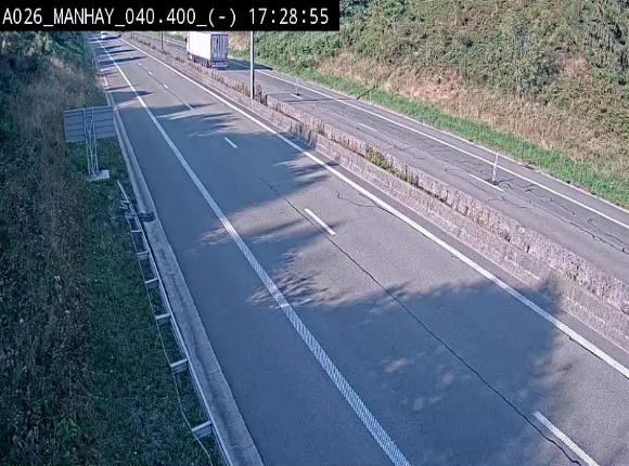 Webcam autoroute A26/E25 à hauteur de Manhay, après la jonction avec la N651 en direction de Liège - BK 40.4
