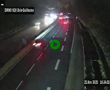 Webcam routière à hauteur de Bois-Guillaume en périphérie de Rouen. Vue orientée vers Rouen