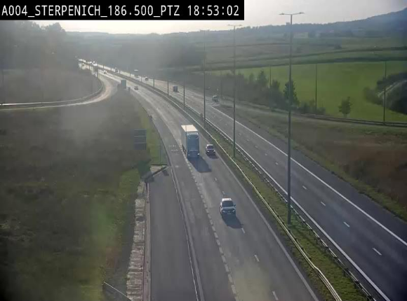 Webcam E411 à Sterpenich en Belgique près de la frontière du Luxembourg. Vue orientée vers Bruxelles