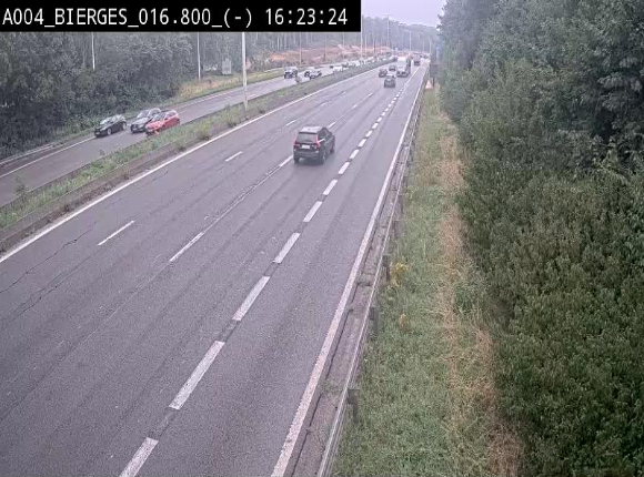 Webcam E411(A4) à Wavre, à hauteur de la sortie 5 Bierges. Vue orientée vers Bruxelles