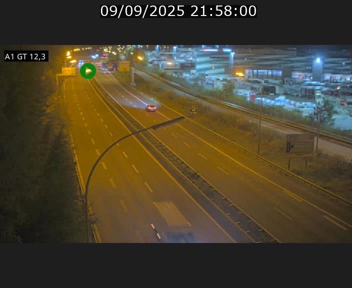 Traffic live webcam Luxembourg Senningerberg - A1 direction Allemagne - BK 12.3
