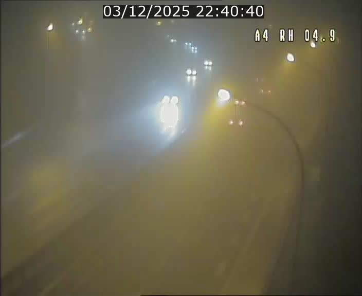 Traffic live webcam Luxembourg Leudelange - A4 - BK 4.9 - direction Luxembourg