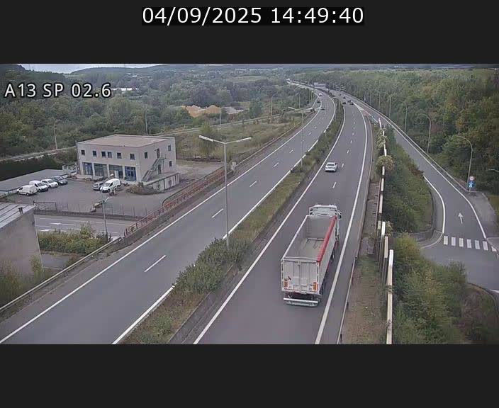 Traffic live webcam Luxembourg Sanem - A13 direction Pétange - BK 2.6