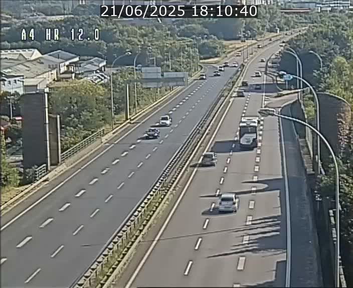 Traffic live webcam Luxembourg Jonction Foetz - A4 - BK 12.0 - direction Esch sur Alzette