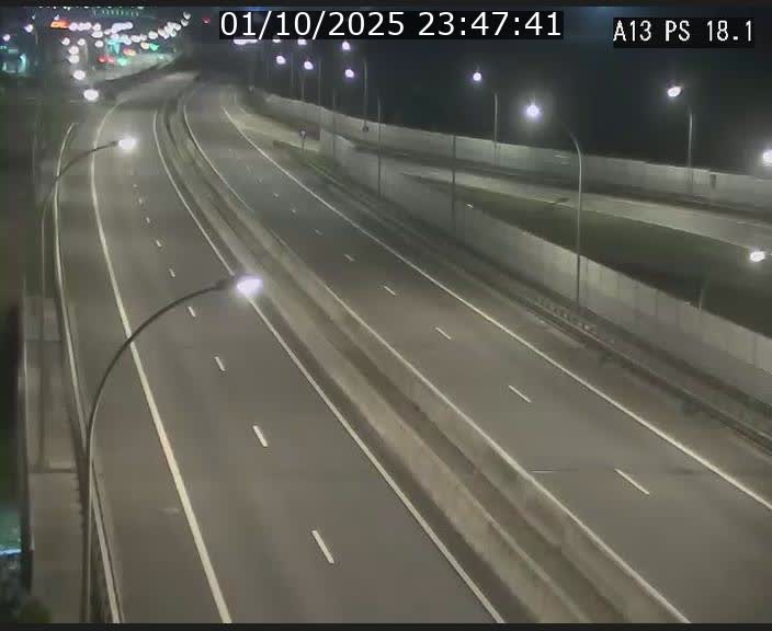 Traffic live webcam Luxembourg Dudelange - A13 direction Croix de Bettembourg - BK 18.1