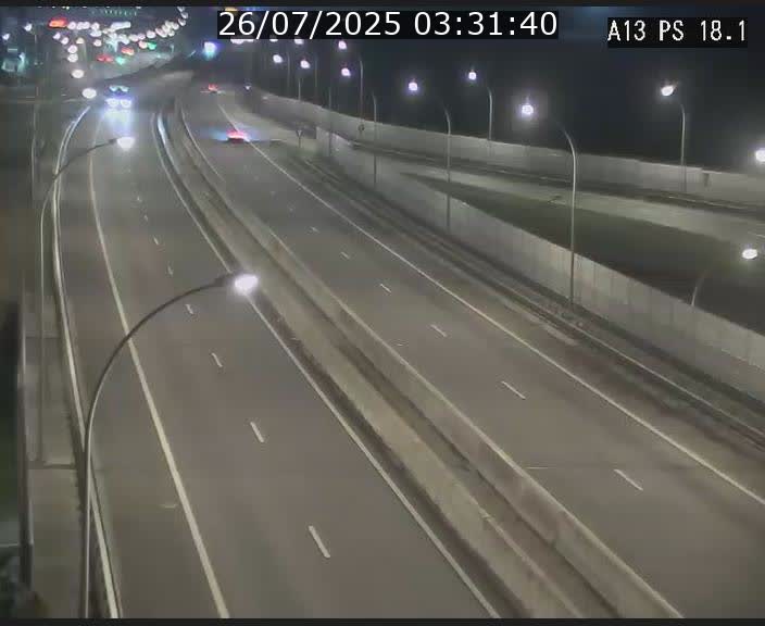 Traffic live webcam Luxembourg Dudelange - A13 direction Croix de Bettembourg - BK 18.1