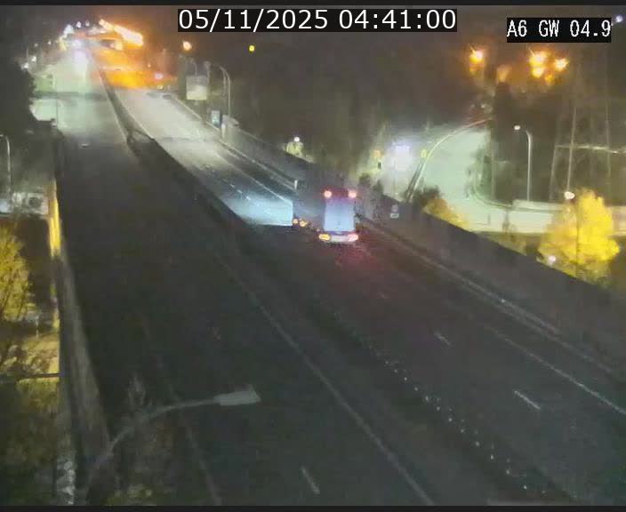 Traffic live webcam Luxembourg Croix de Cessange - A6 - BK 4.9 - direction Belgique