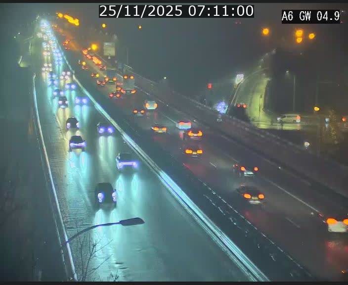 Traffic live webcam Luxembourg Croix de Cessange - A6 - BK 4.9 - direction Belgique