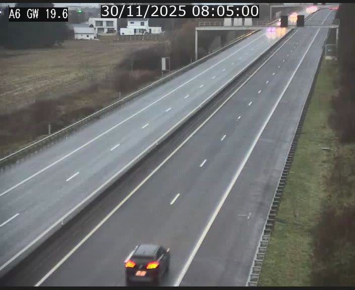 Traffic live webcam Luxembourg - Steinfort - A6 - BK 19.6 - direction Belgique