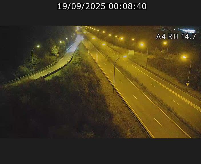 Traffic live webcam Luxembourg Jonction Lankelz - A4 - BK 14.7 - direction Luxembourg