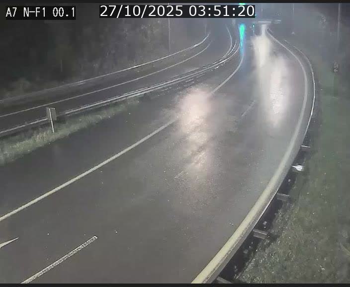 Webcam autoroute Luxembourg A7 située dans la sortie 1 Waldhof, vers la N11, avant le Tunnel Stafelter