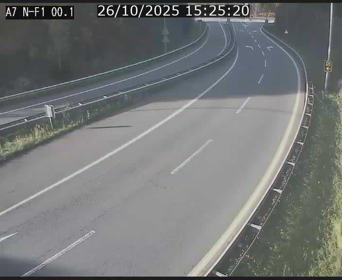Webcam autoroute Luxembourg A7 située dans la sortie 1 Waldhof, vers la N11, avant le Tunnel Stafelter