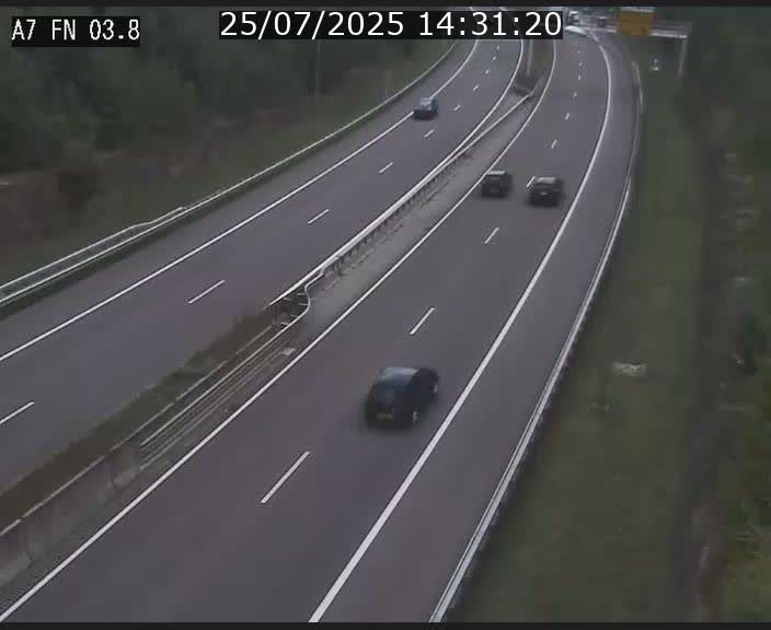 Caméra autoroute Luxembourg A7 - Passage à gibier Rëngelbour - direction Tunnel Stafelter