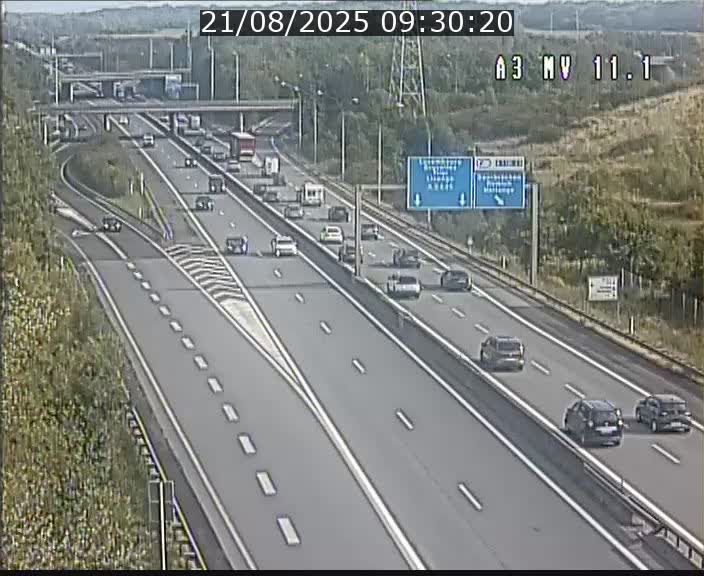 Traffic live webcam Luxembourg Croix de Bettembourg A3 - BK 11.1 - direction Luxembourg-ville