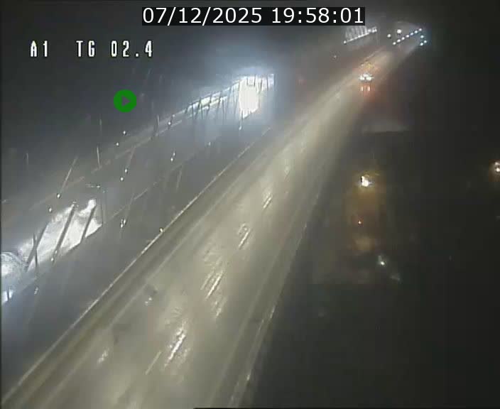 Traffic live webcam Luxembourg Sandweiler - A1 direction Luxembourg-ville - BK 2.4