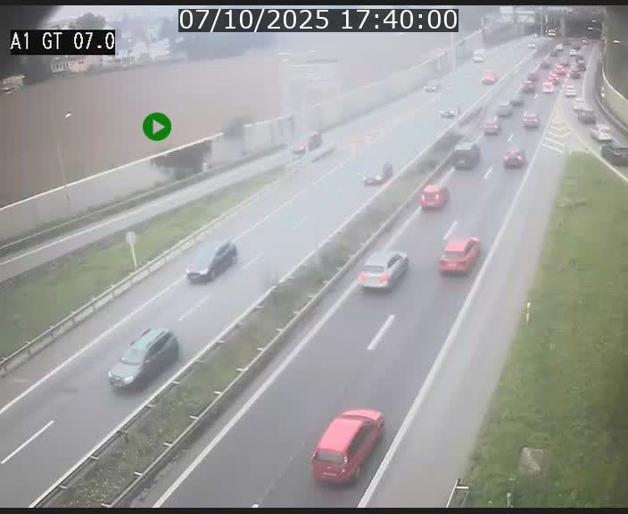 Traffic live webcam Luxembourg Cents - A1 direction Kirchberg - BK 7