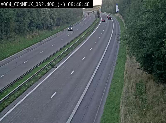 Webcam sur l'E411 avant les sorties 20 menant à Ciney, Dinant et Achêne. Vue orientée vers Namur