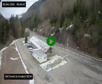 Webcam à l'entrée du tunnel du Somport, côté français, sur la N134, dans les Pyrénées, en direction de l'Espagne, à 1116 mètres d'altitude