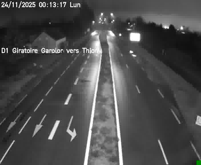 Webcam de surveillance sur D1 (France) à Ennery, cadrée vers Thionville, proposant une information routière utile aux déplacements quotidiens.