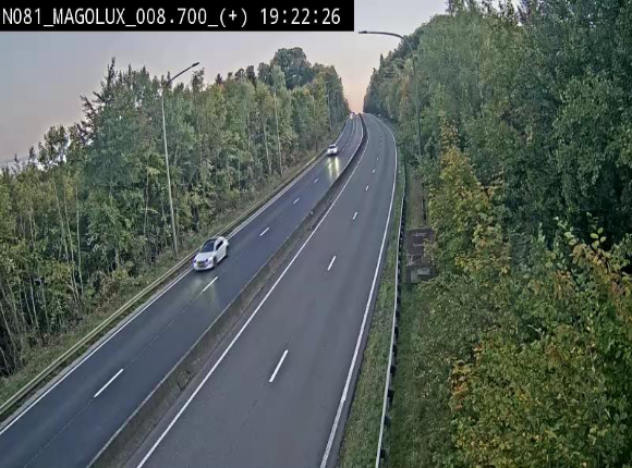 Webcam sur la N81 (E411) à hauteur de la jonction avec la N883. Vue orientée vers Longwy