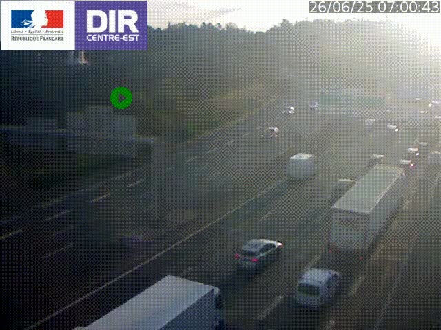 Caméra de circulation routière sur le boulevard périphérique Laurent Bonnevay de Lyon (D383) à hauteur de Bron, avant la jonction avec l'A43. Vue orientée vers l'échangeur