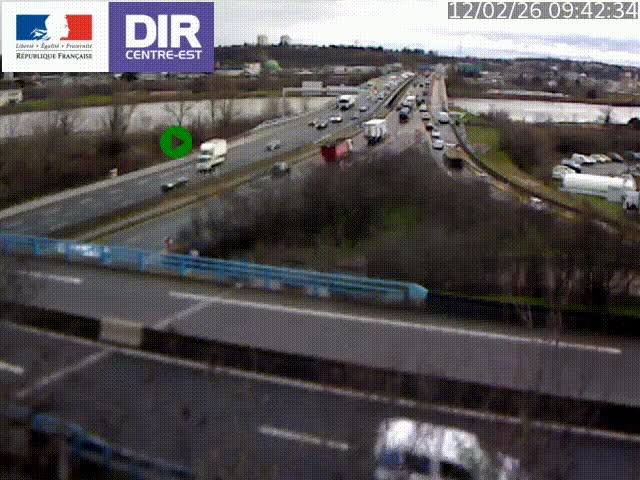 Clone of Caméra de circulation sur A7 à Lyon Perrache vers Marseille, le long du Rhône