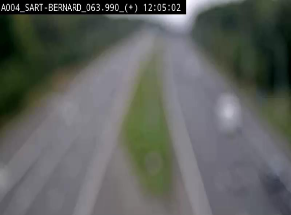 Webcam sur l'E411 à hauteur de la jonction avec la N4 à la sortie de Namur. Vue orientée vers Luxembourg