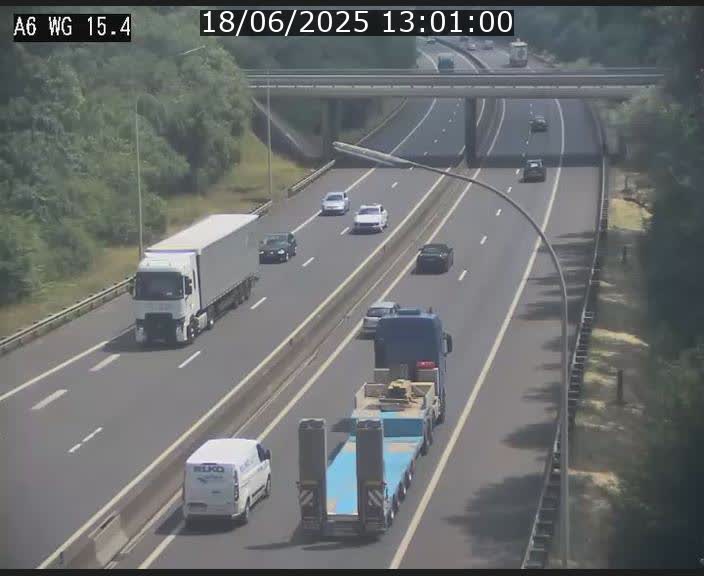 Traffic live webcam Luxembourg Capellen - A6 - BK 15.4 - direction Luxembourg/France/Allemagne
