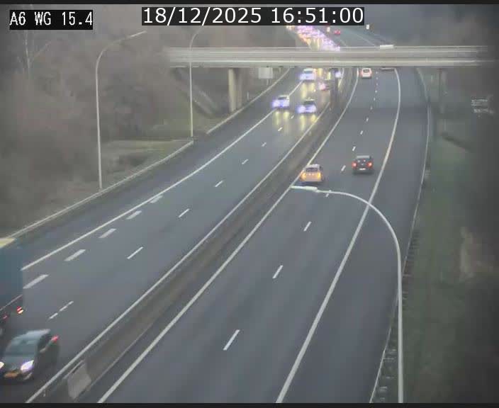 Traffic live webcam Luxembourg Capellen - A6 - BK 15.4 - direction Luxembourg/France/Allemagne