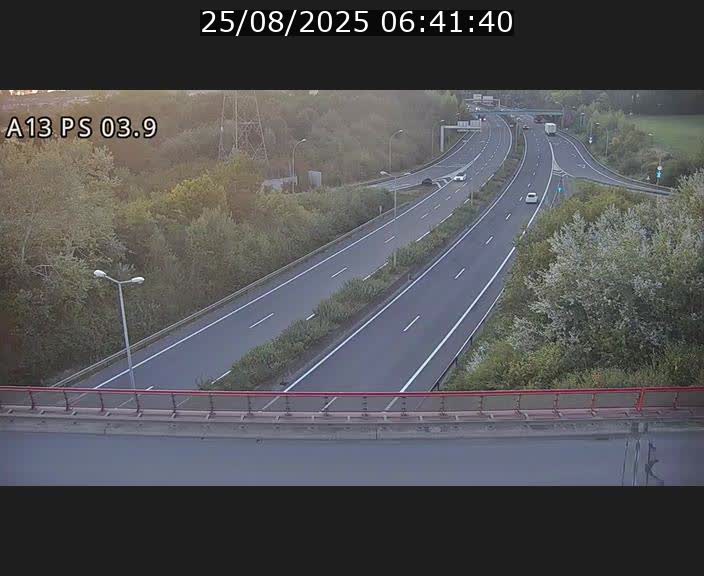 Traffic live webcam Luxembourg Differdange - A13 direction Esch-sur-Alzette - BK 3.9