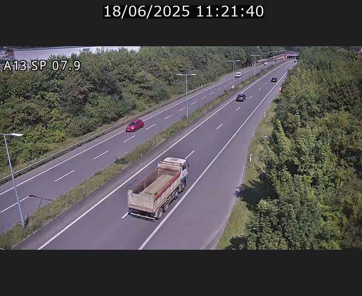 Traffic live webcam Luxembourg Jonction Lankelz - A13 direction Pétange - BK 7.9