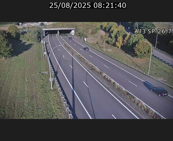 Traffic live webcam Luxembourg Frisange - A13 direction Luxembourg-ville - BK 26.7