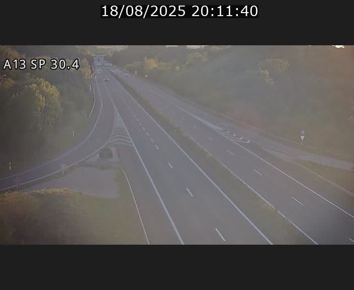 Traffic live webcam Luxembourg Altwies - A13 direction Luxembourg-ville - BK 30.4