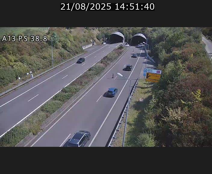 Webcam autoroute A13 à l'entrée ouest du tunnel Markusbierg à Schengen. Vue orientée vers Mondorf-les-Bains