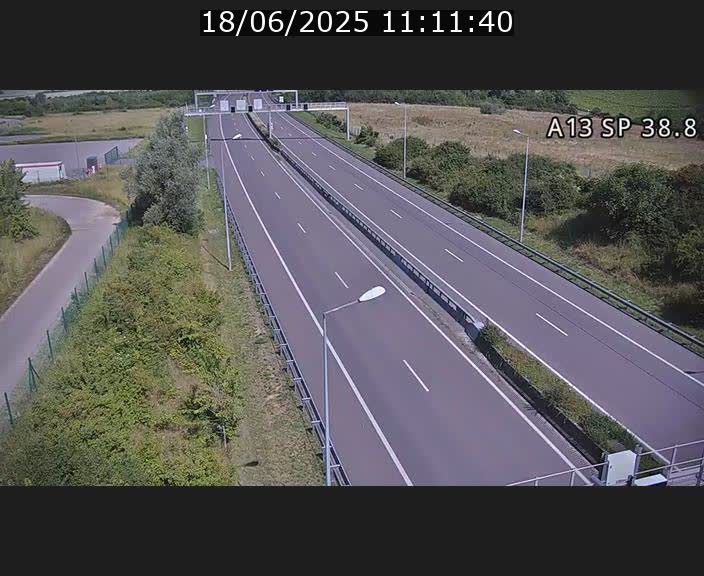 Webcam autoroute A13 à l'entrée ouest du tunnel Markusbierg à Schengen. Vue orientée vers le tunnel et l'Allemagne