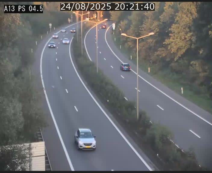 Traffic live webcam Luxembourg Differdange - A13 direction Esch-sur-Alzette - BK 4.5