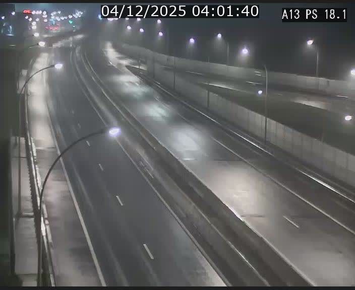 Traffic live webcam Luxembourg Dudelange - A13 direction Croix de Bettembourg - BK 18.1