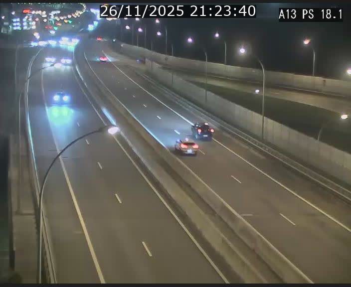 Traffic live webcam Luxembourg Dudelange - A13 direction Croix de Bettembourg - BK 18.1